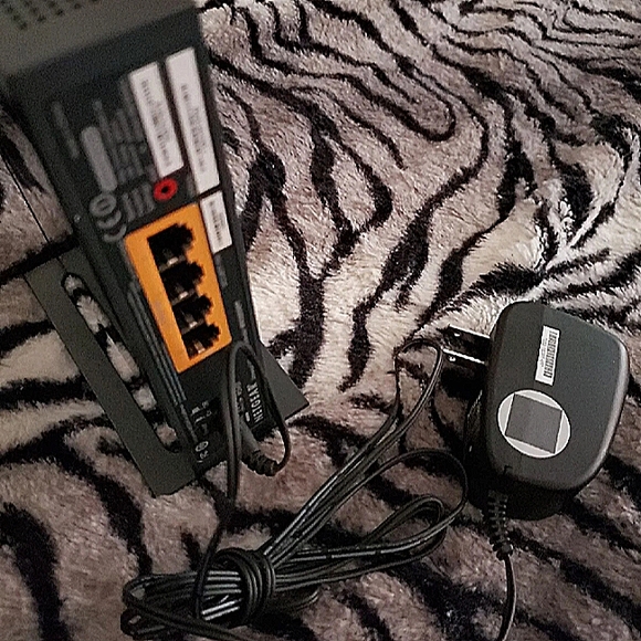 Wifi range extender - Picture 2 of 8